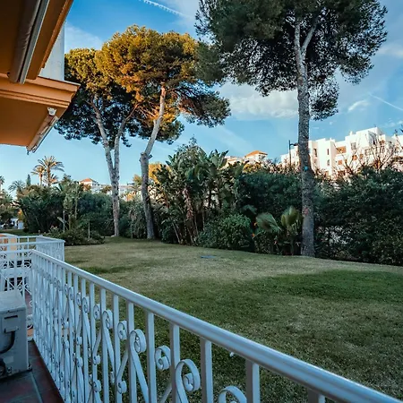 First Sea Line Puerto Banus 2 Bedrooms Apartment In A Private Residential Complex Marbellac Extérieur photo